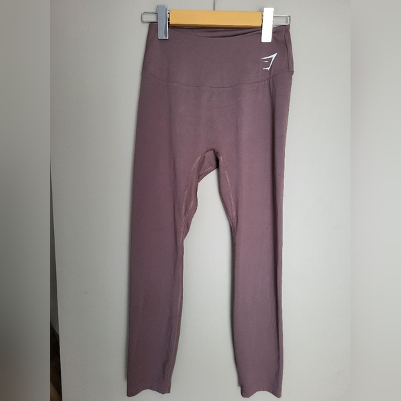 Gymshark 3/4  Leggings , Size Medium (24) - Picture 1 of 4